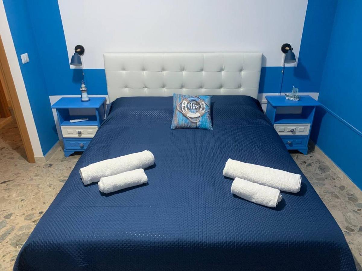 A Rizzilla Guest House Никотера Екстериор снимка